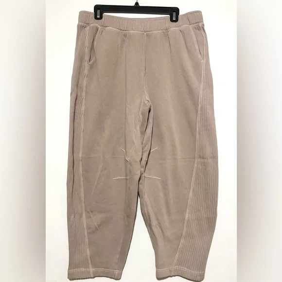 Aerie Oh Snap! Barrel Sweatpant in Stone Harbor Large - Picture 6 of 9